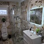 Deluxe With Swimming Pool * Baska Voda